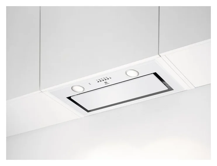 Electrolux LFG716W, aceeasi hota cu 822 de lei mai mult